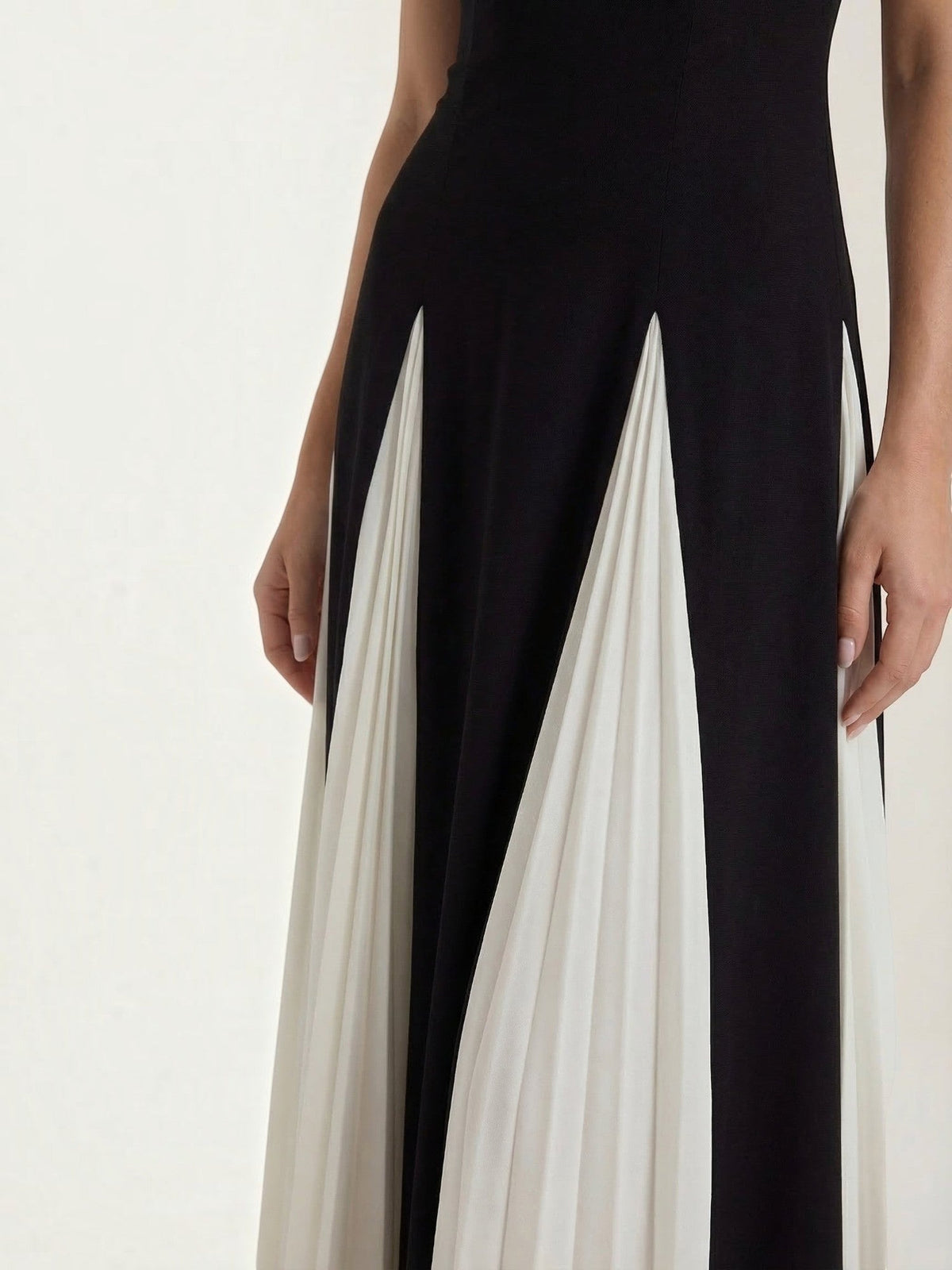 Goldie Two Tone Pleated Skirt Midi Dress