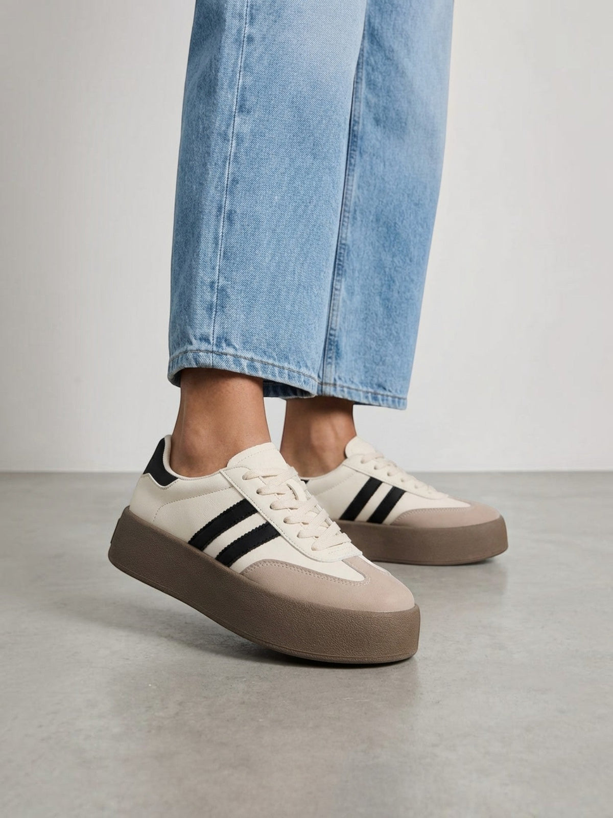Iscella Striped Platform Sneakers