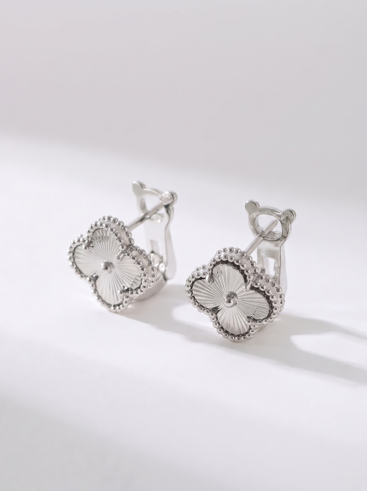Leonore Beaded Edge Clover Earrings