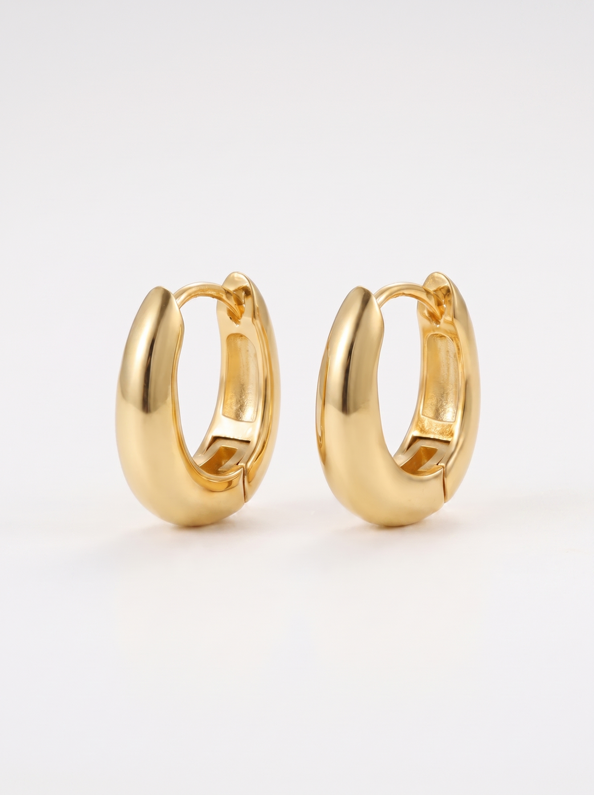 Ginevra Round Huggie Hoop Earrings