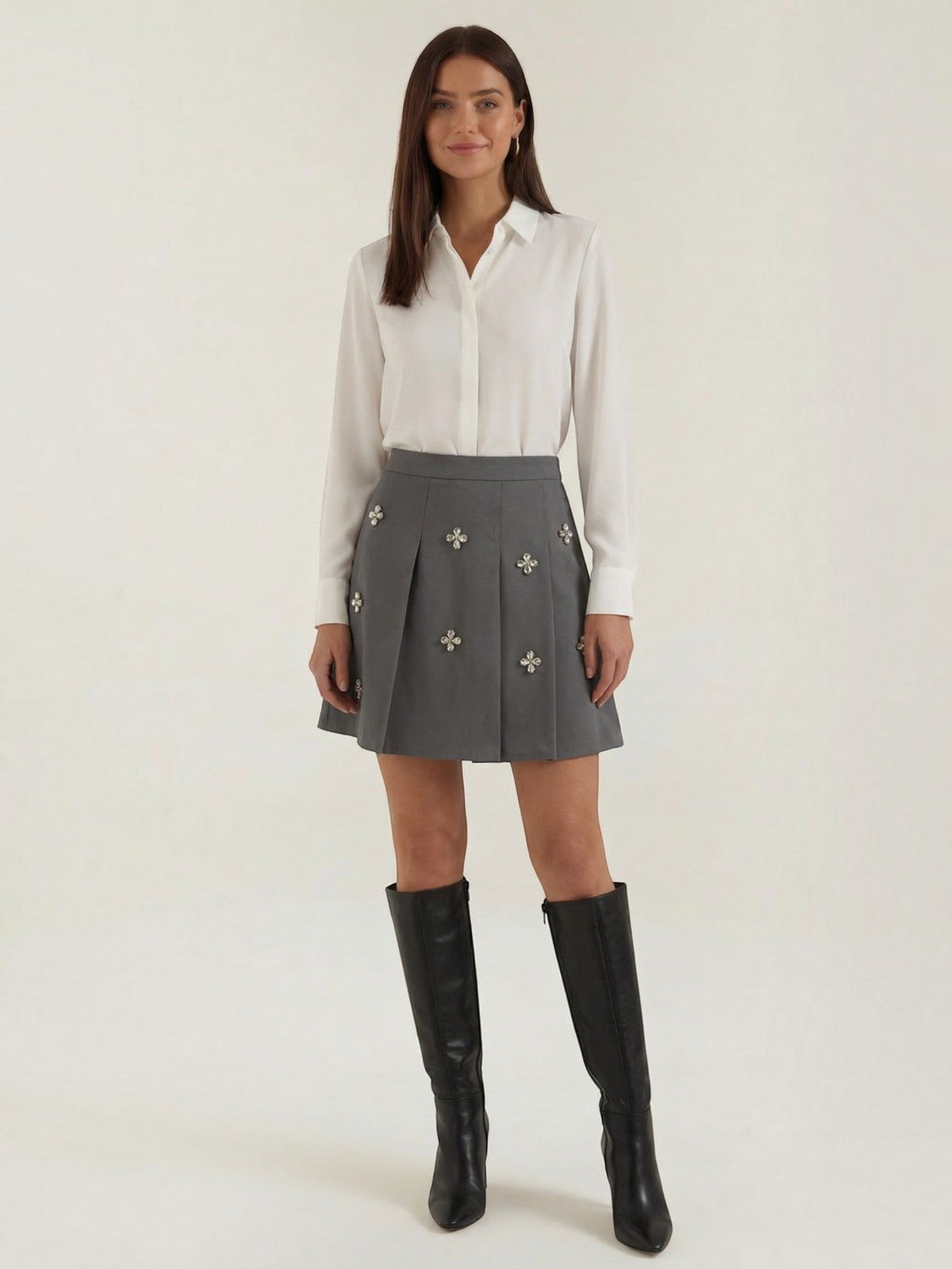Gloria Floral Applique Pleated Mini Skirt