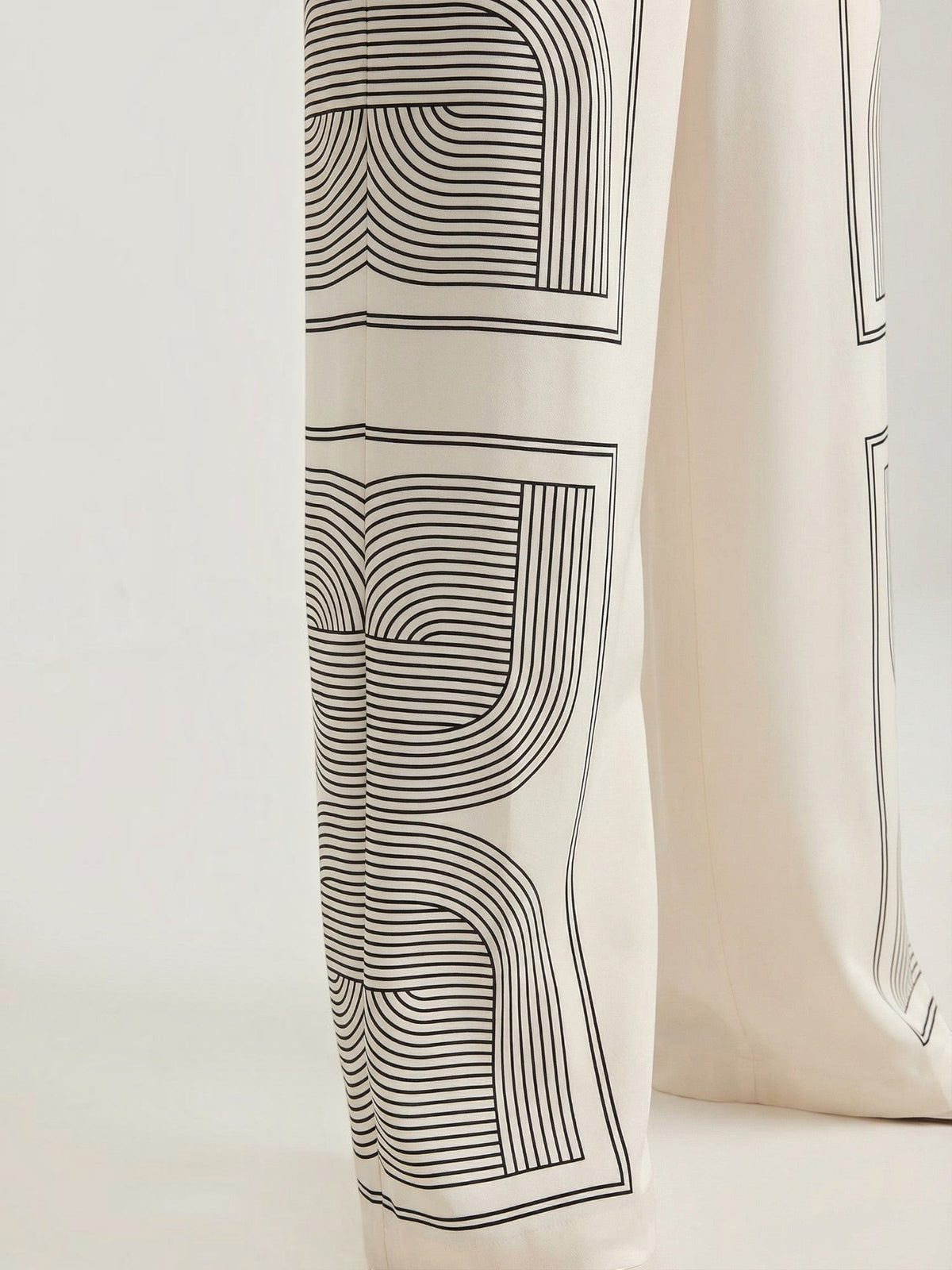 Jude Geometric Print Wide Leg Pants